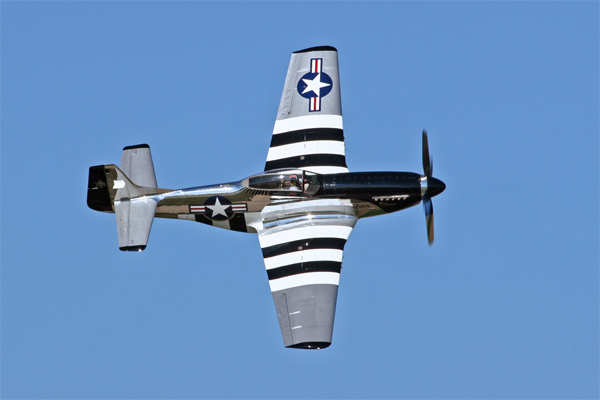 P-51 Mustang, Copyright 2011 WarbirdAlley.com